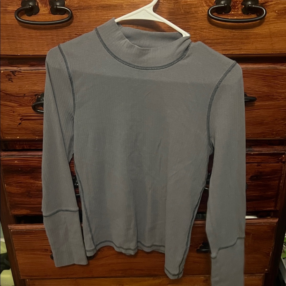 🍋Free People Mock Neck Long Sleeve🍋 - Picture 2 of 6